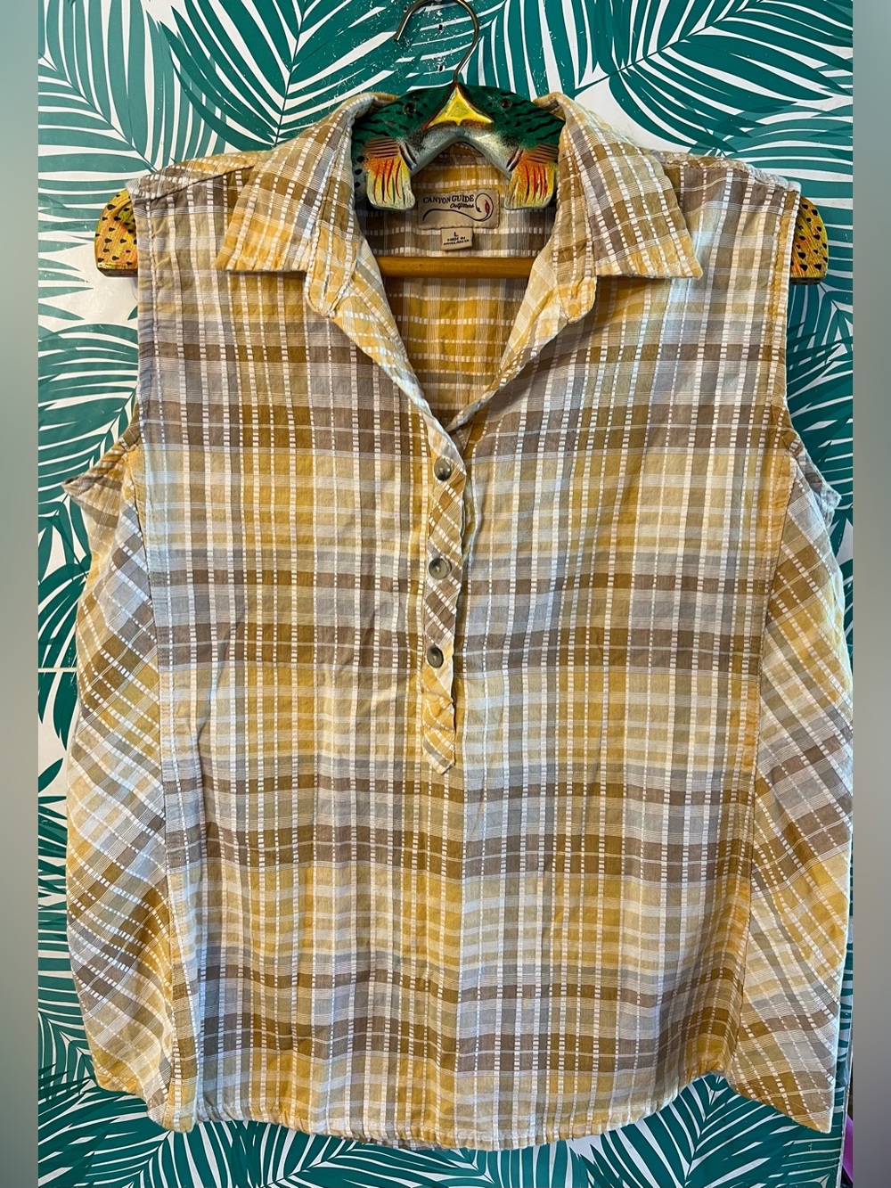 Canyon guide Sleeveless Plaid Button-Front Top -Yellow/cream plaid western sz L
